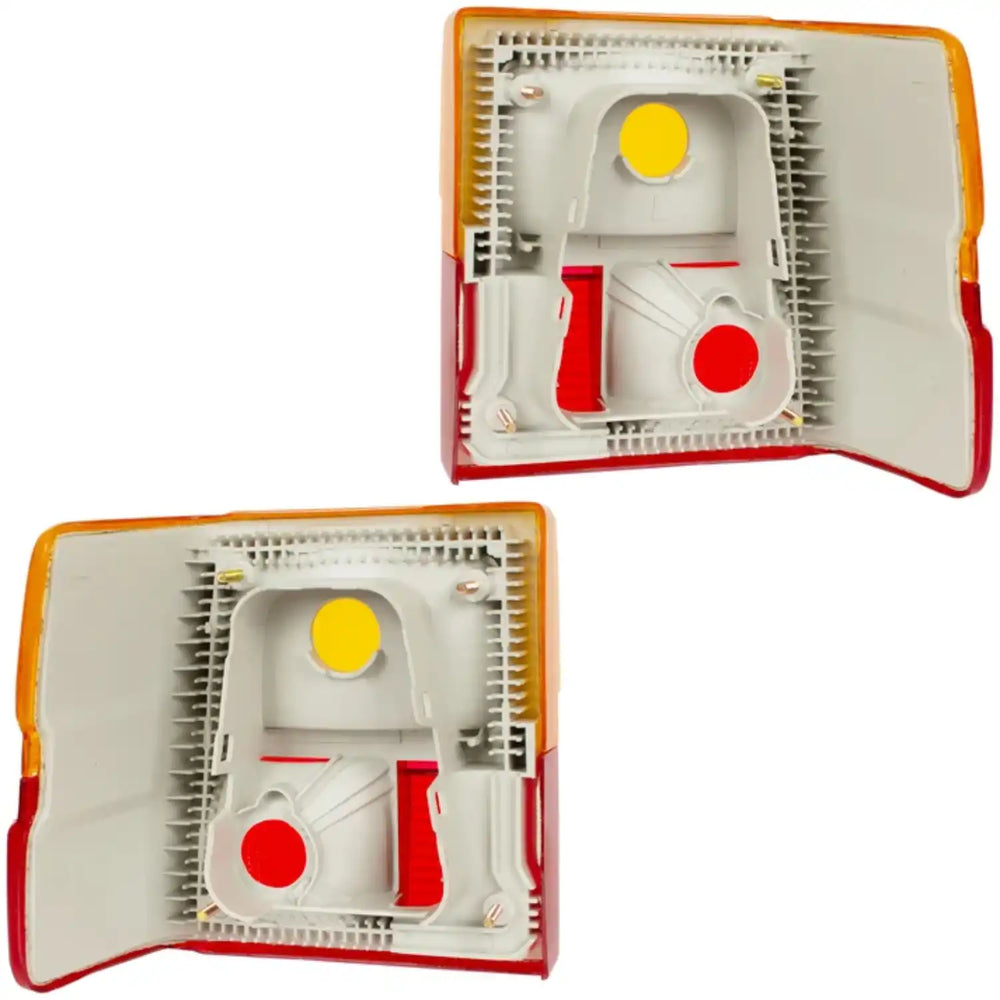 Conjunto de óticas traseiras para AUDI 100 C3 e 200 C3, composto por farolim esquerdo e direito, com homologação ECE e referências OEM 445945217 e 445945218